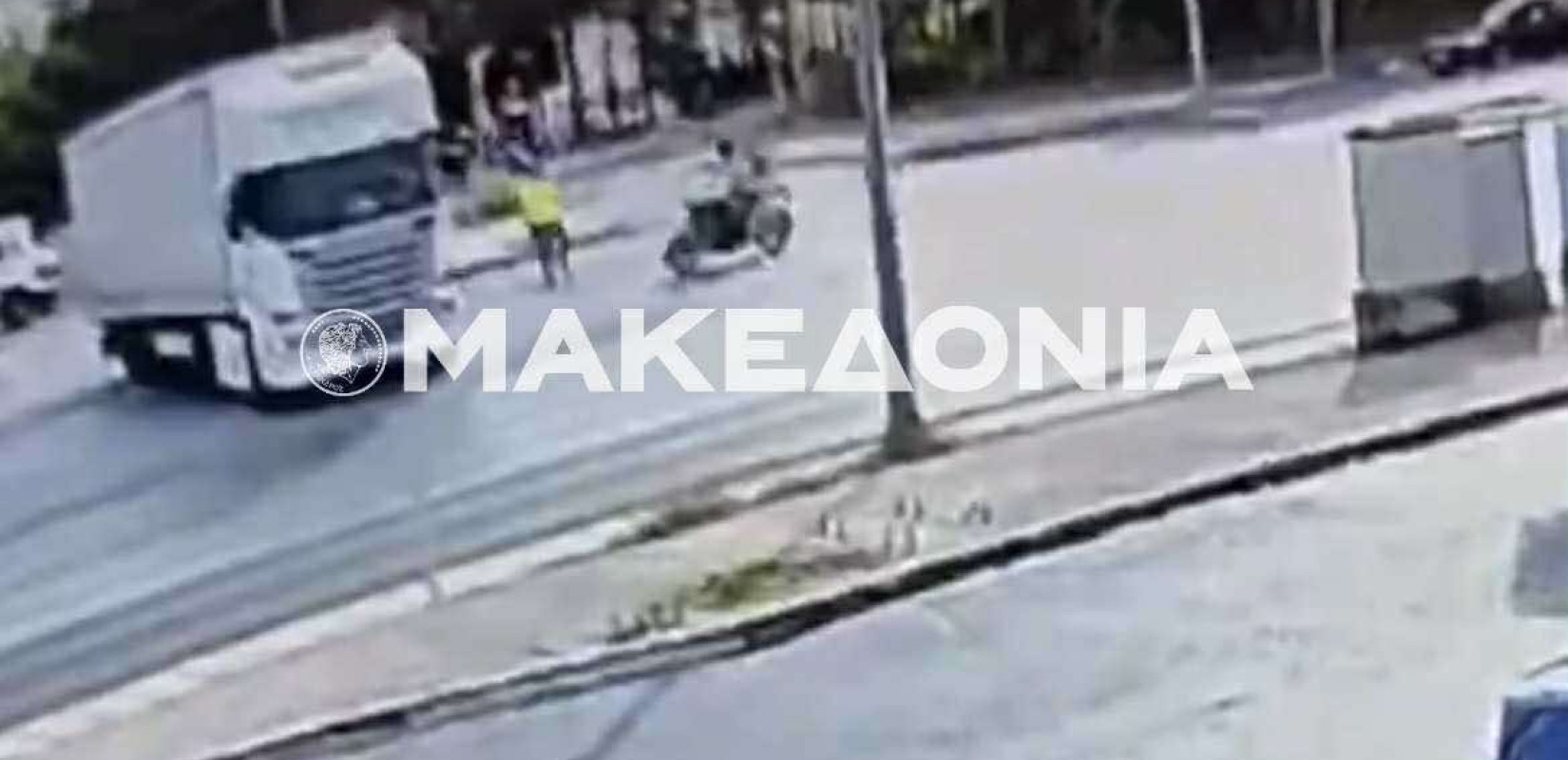 Θεσσαλονίκη: Βίντεο ντοκουμέντο από την στιγμή της σύγκρουσης φορτηγού με την μηχανή του 29χρονου που έχασε την ζωή του