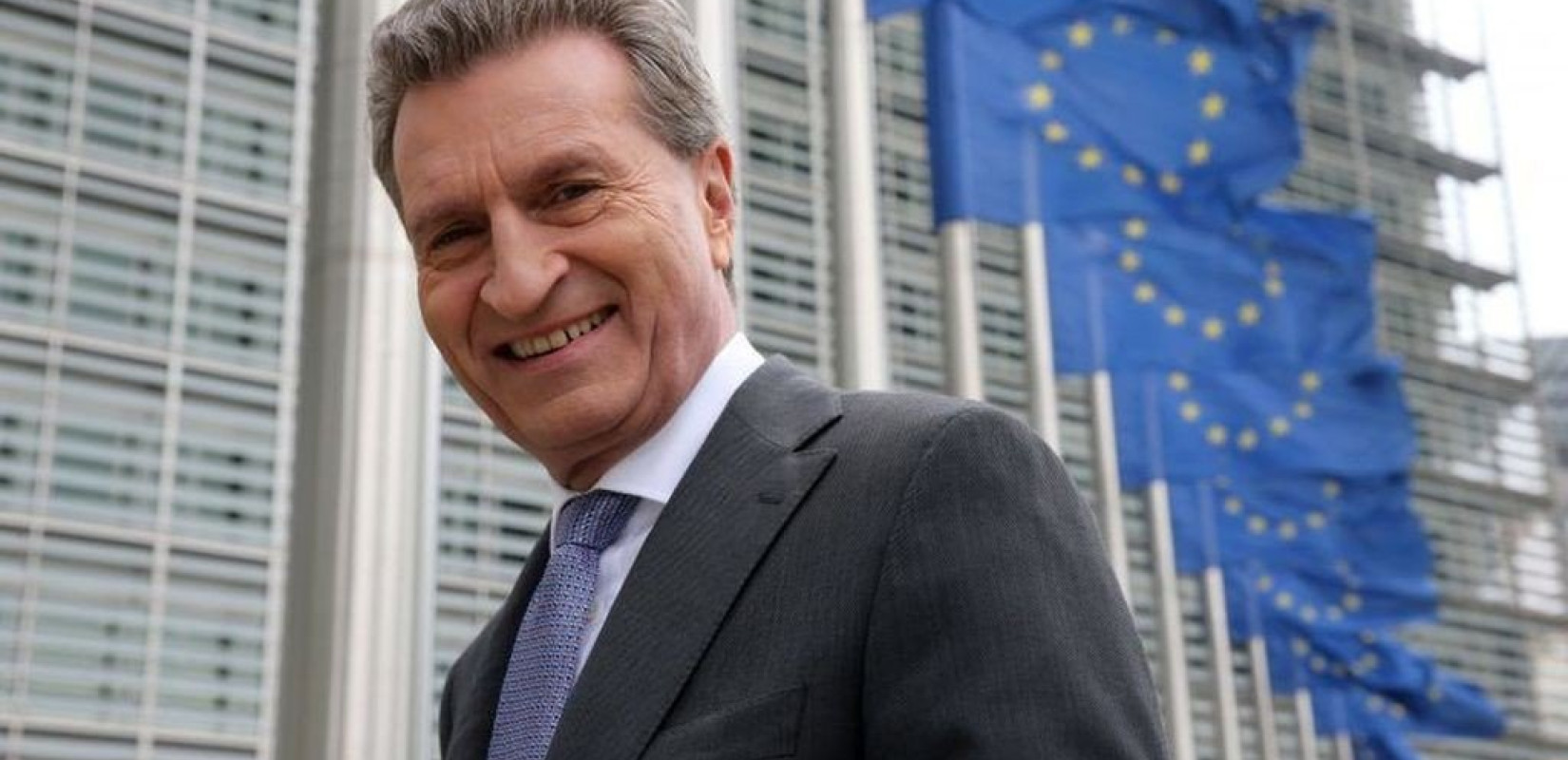 Γκ. Έτινγκερ: Εξαιρετική η Συμφωνία των Πρεσπών-Νικητής ο Α. Τσίπρας