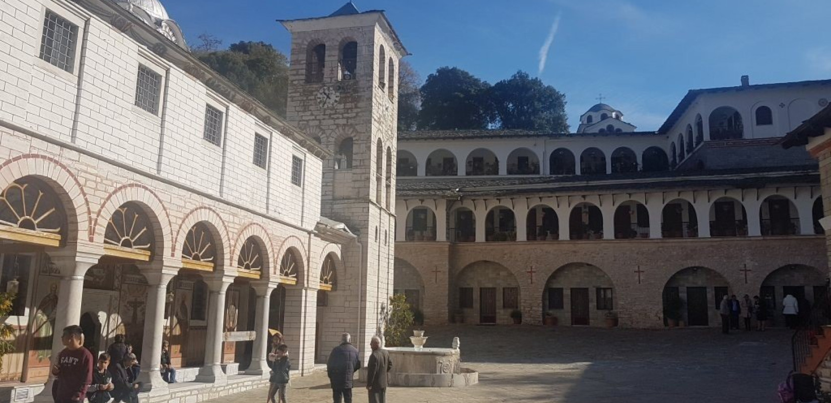 Παναγία Εικοσιφοίνισσα: Πάσχα στην παλαιότερη μονή της Μακεδονίας (Φωτ.)