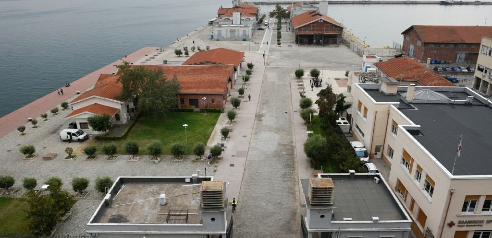 Θεσσαλονίκη: Άγνωστη η ταυτότητα της γυναίκας που εντοπίστηκε νεκρή στο λιμάνι