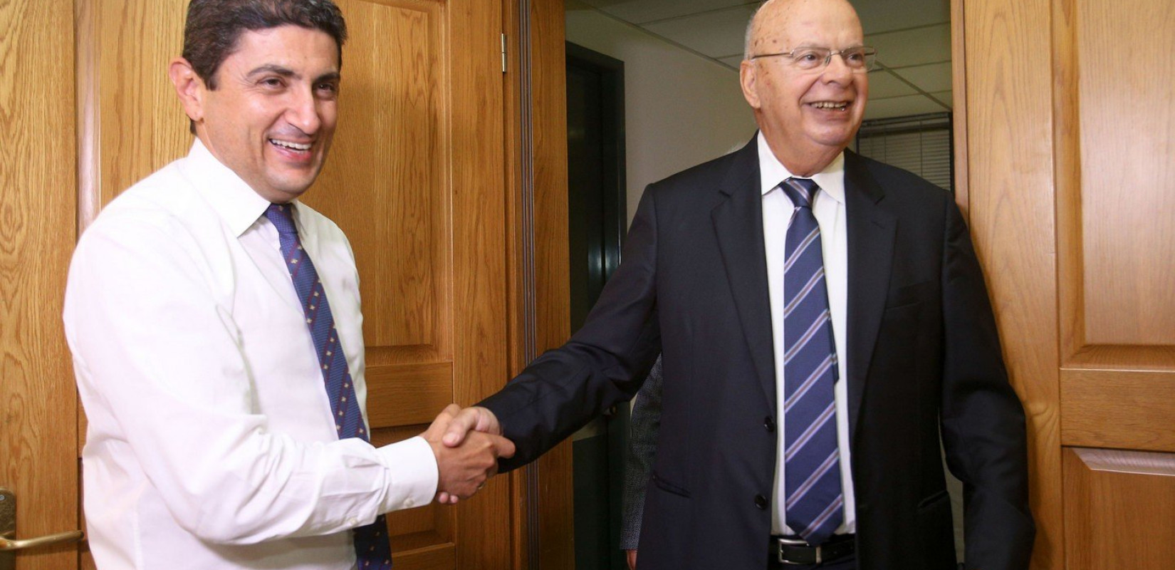 Βασιλακόπουλος: "Αντισυνταγματική και ολοκληρωτικού χαρακτήρα νομοθετική επέμβαση"