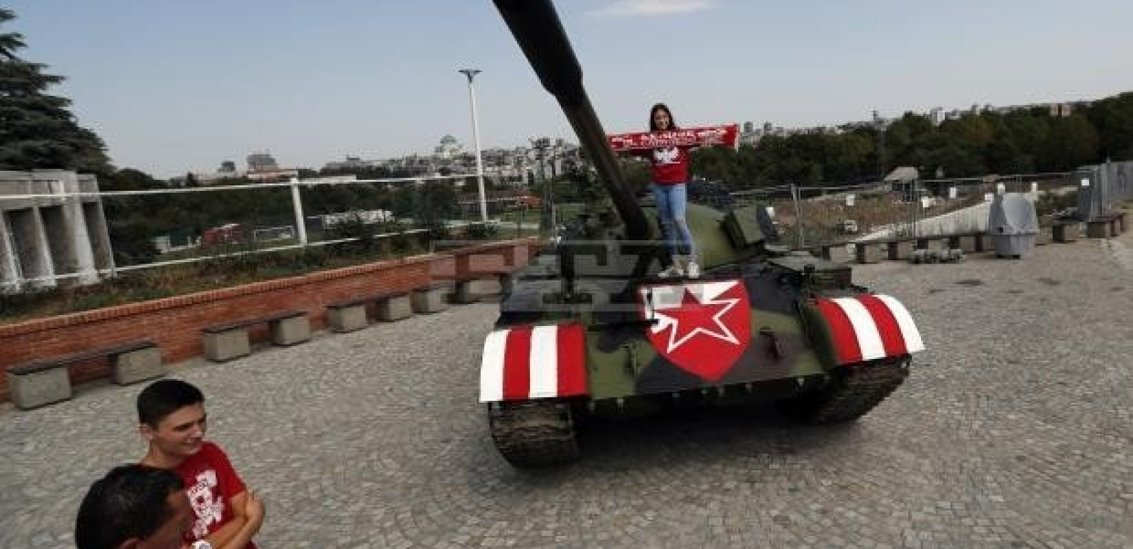 Οργή στην Κροατία για το τανκ έξω από το γήπεδο του Ερυθρού Αστέρα