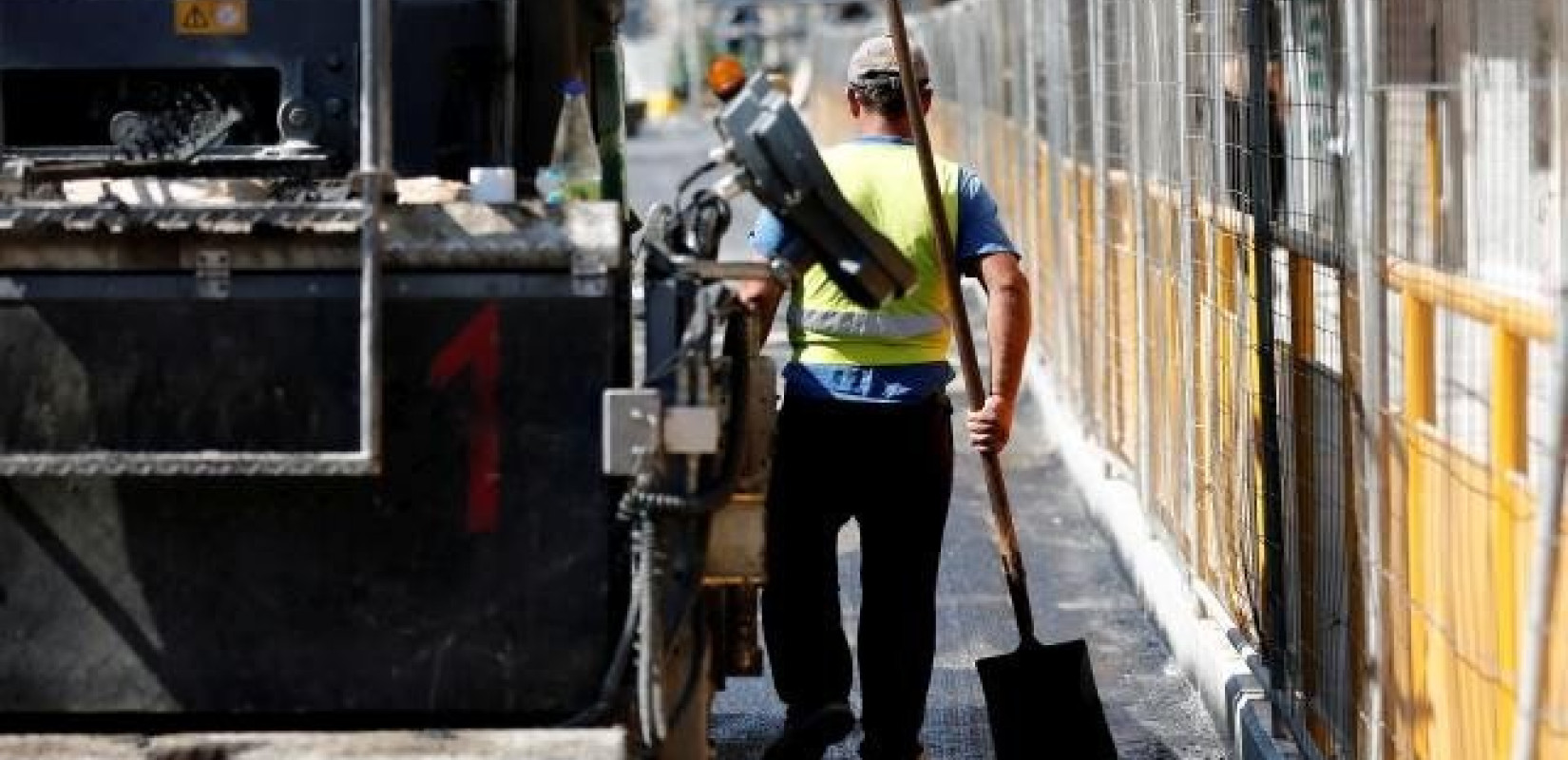 O νεοδιχασμός του αρχαία ή μετρό