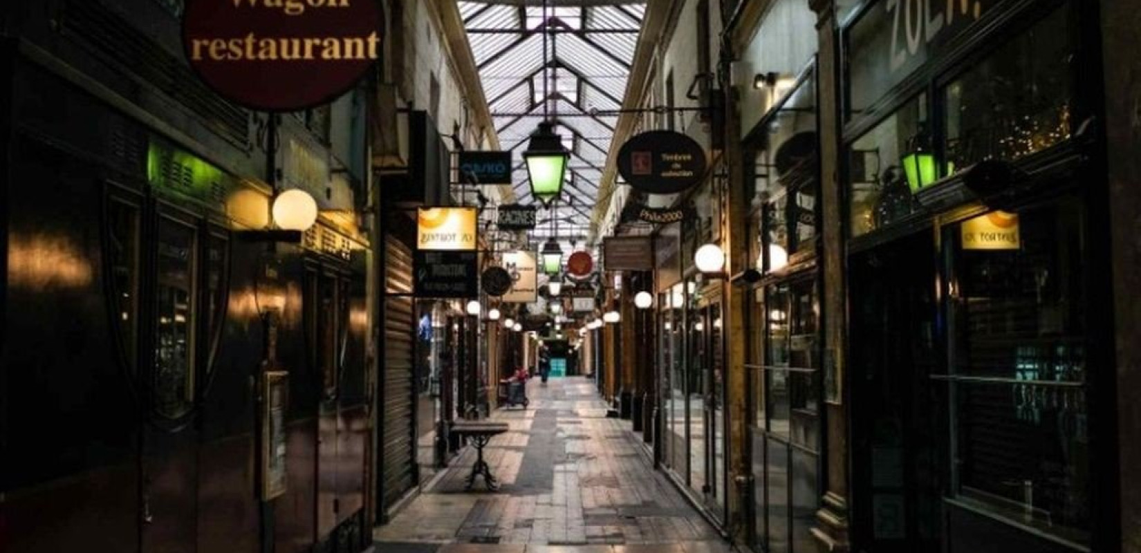Γαλλία: Η κυβέρνηση δεν βλέπει άμεση ανάγκη για την επιβολή lockdown