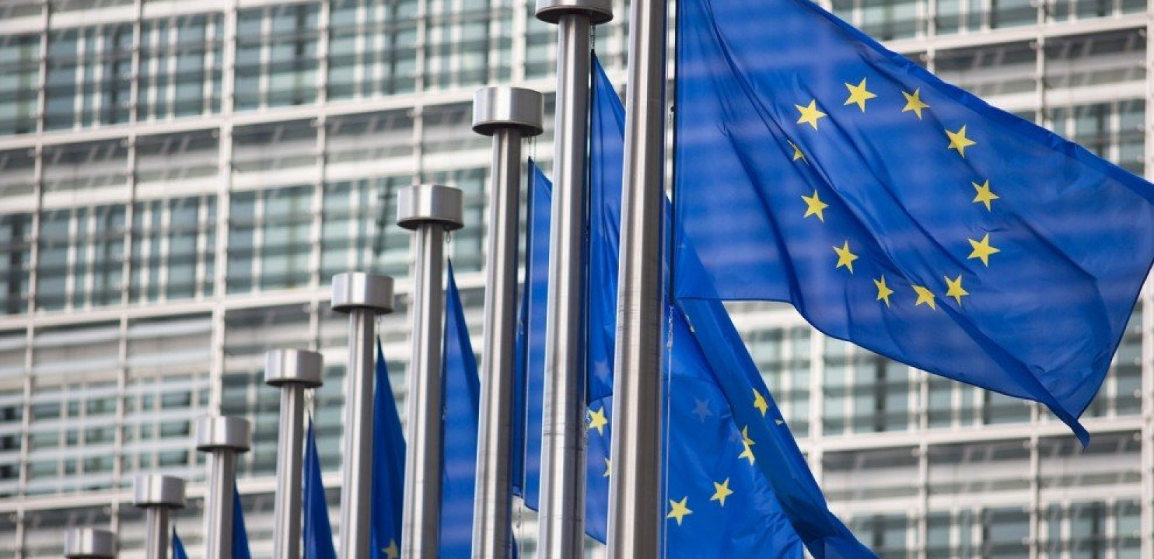 H E.E. καλεί την Ελλάδα να υποβάλλει επειγόντως τελικά επικαιροποιημένα εθνικά σχέδια για ενέργεια και κλίμα