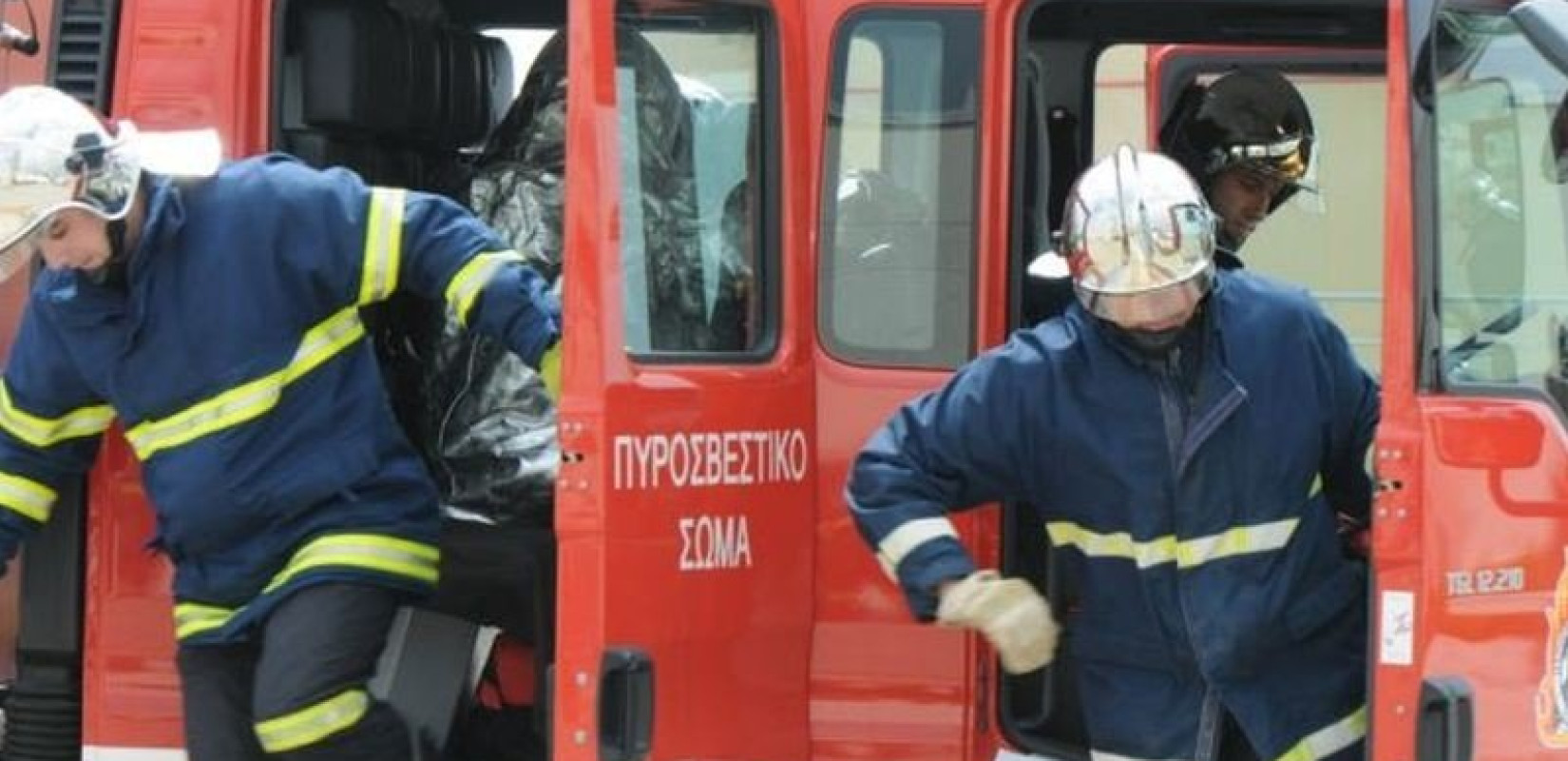 Θεσσαλονίκη: Συναγερμός στην πυροσβεστική για καπνούς σε κατάστημα στο κέντρο