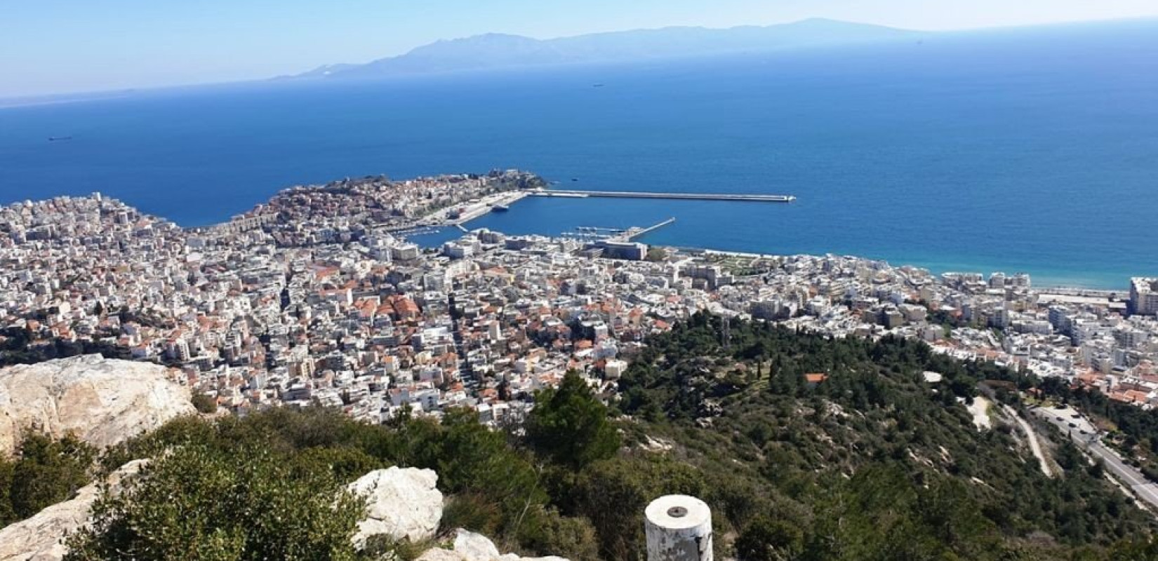Η θέα από τον Σταυρό και το πιο όμορφο... χιλιόμετρο της Καβάλας