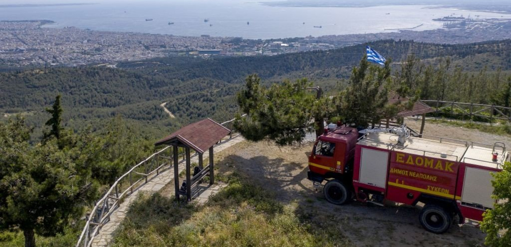 «Φρούριο» το Σέιχ Σου υπό τον κίνδυνο πυρκαγιάς - Περιπολίες μέρα και νύχτα από εθελοντές και Πυροσβεστική