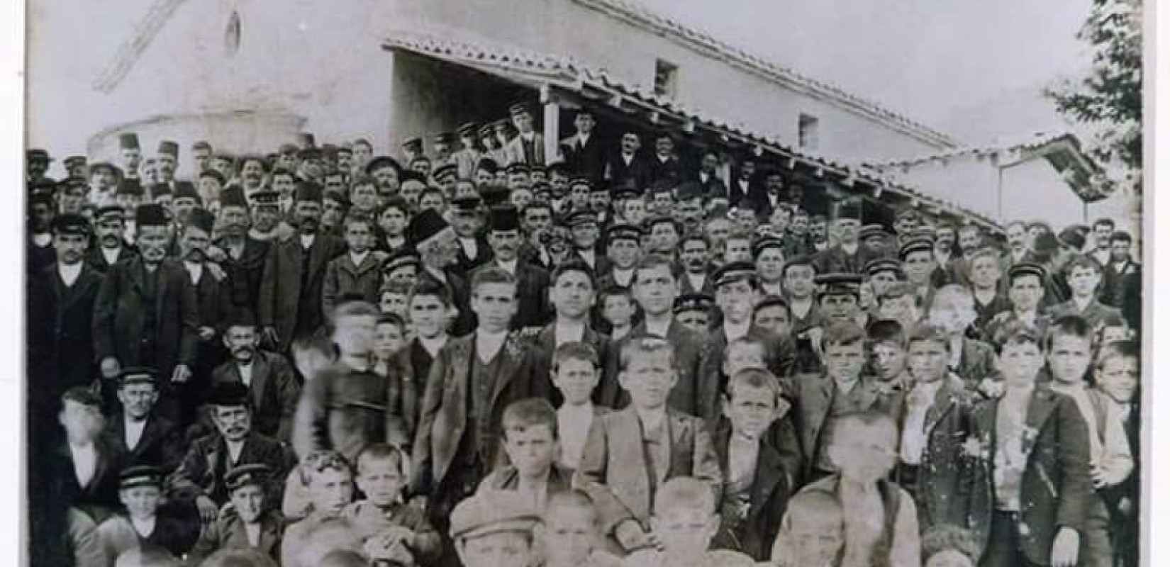 Τα θυρανοίξια της Αγίας Παρασκευής στο Λιτόχωρο το 1911 (φωτ.)
