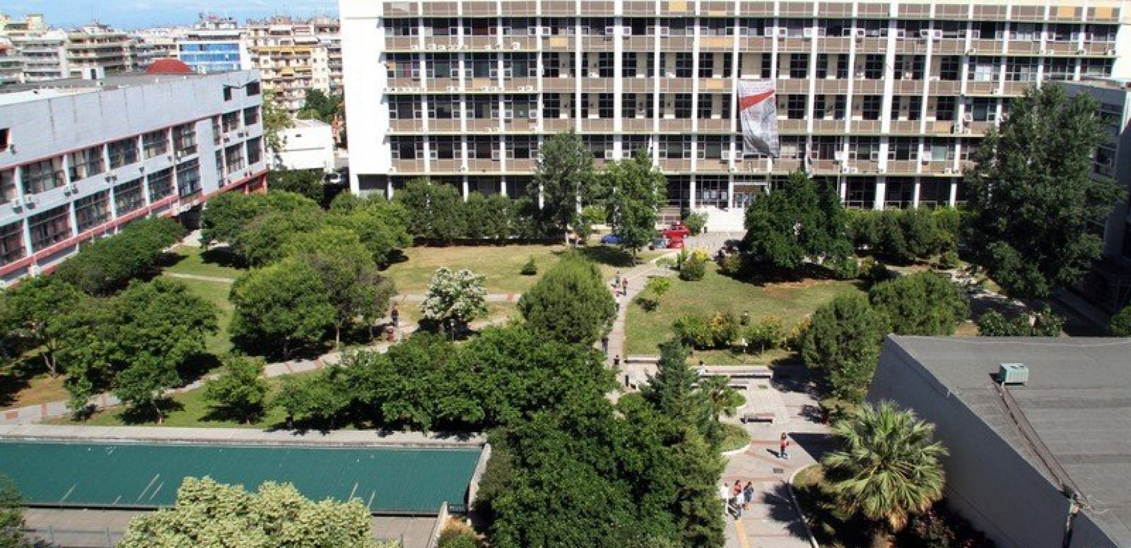 Πόσο και πως επηρέασε η οικονομική κρίση την πρόσβαση στην τριτοβάθμια εκπαίδευση