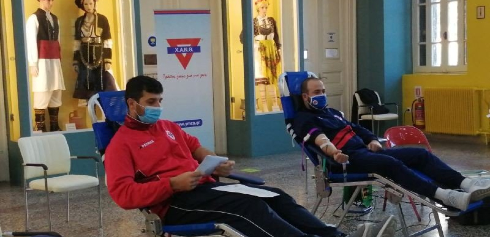 Με επιτυχία ολοκληρώθηκε η διπλή εθελοντική αιμοδοσία στη ΧΑΝΘ (Φωτ.)
