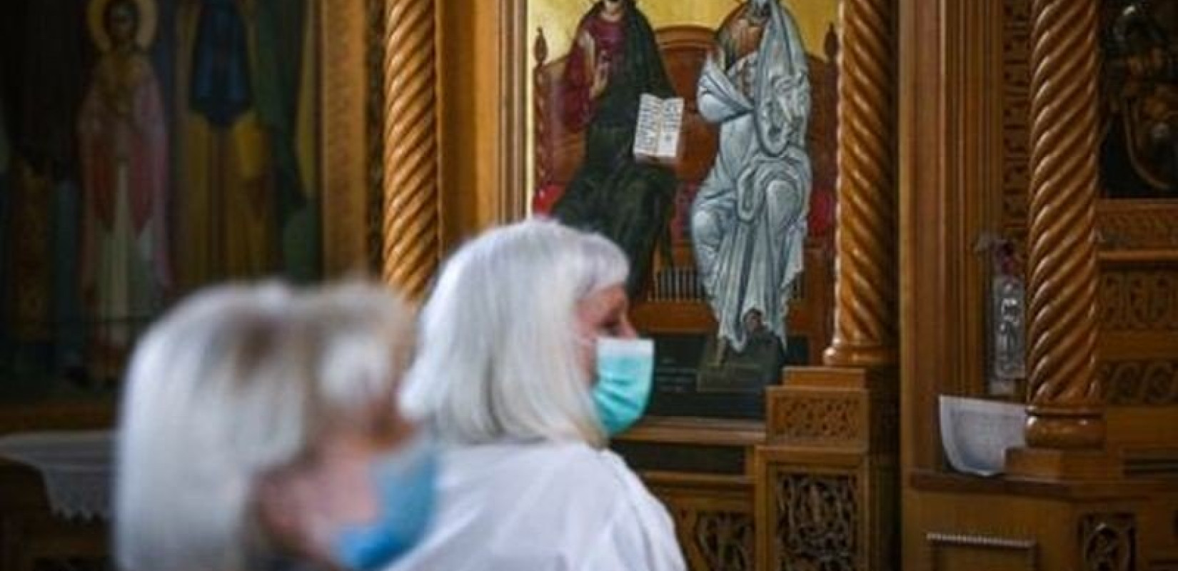 Ανυπακοή της Ιεράς Συνόδου: Να ανοίξουν οι εκκλησίες τα Θεοφάνεια