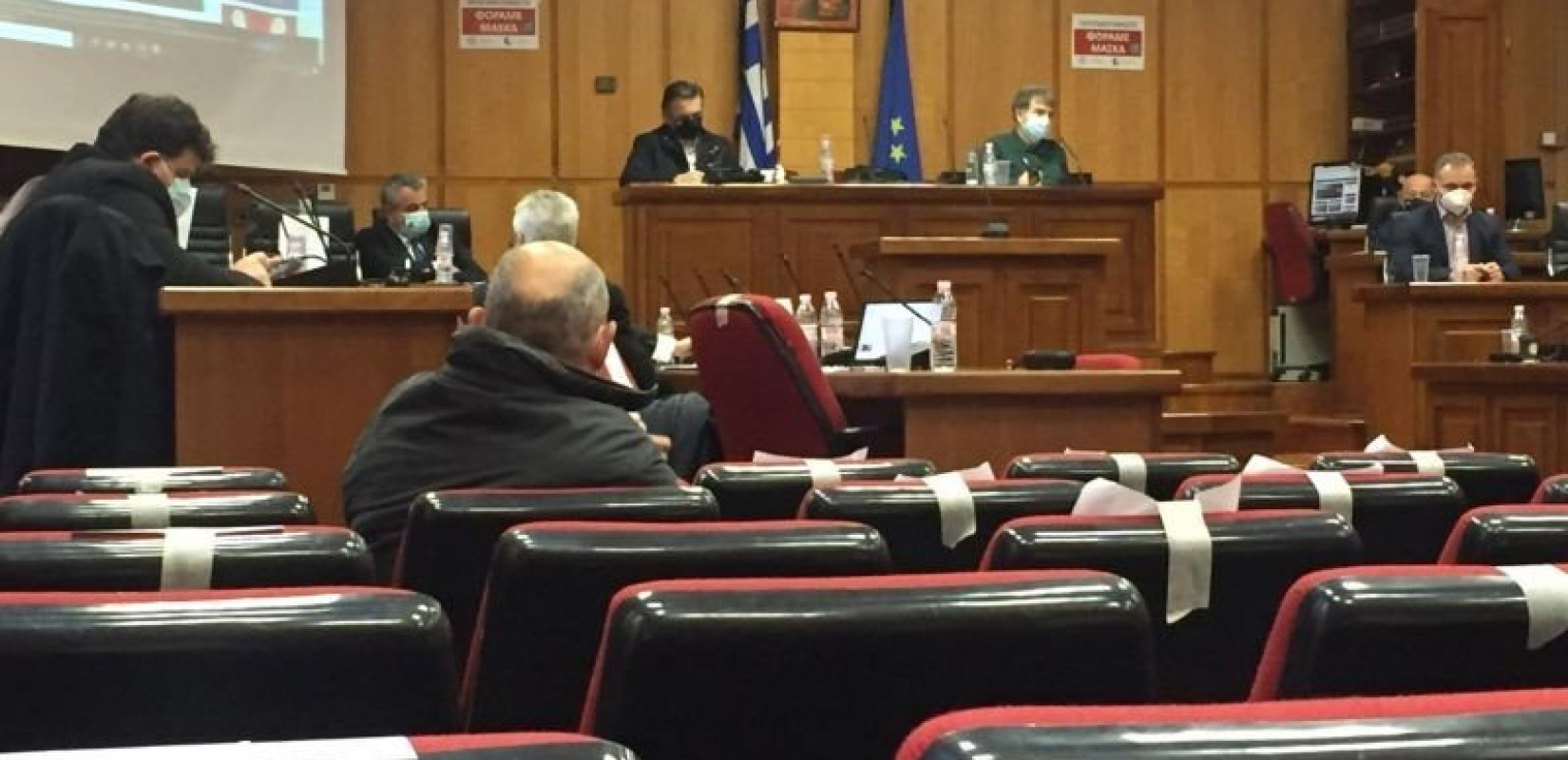 Κοζάνη: Σε εξέλιξη η σύσκεψη για την πανδημία παρουσία του M. Χρυσοχοΐδη