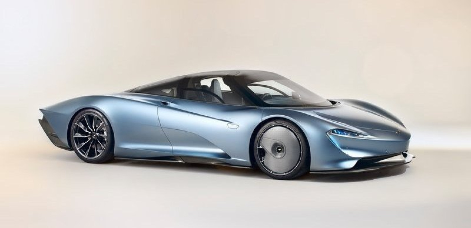 Η νέα McLaren Speedtail «πιάνει» τα 403 χλμ./ώρα