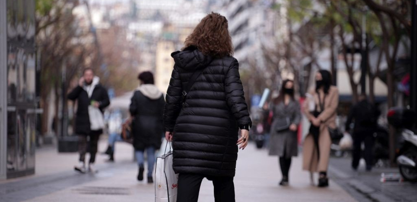 Κλιματική κρίση και οικονομία οι κορυφαίες ανησυχίες των Ελλήνων για τα επόμενα 20 χρόνια