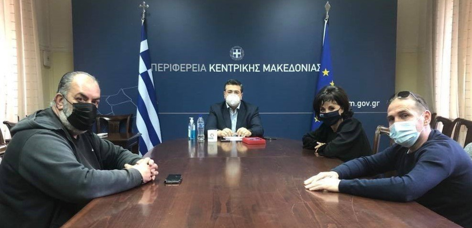 Παρεμβάσεις Απ. Τζιτζικώστα και Β. Πατουλίδου για το θέμα των λαϊκών αγορών