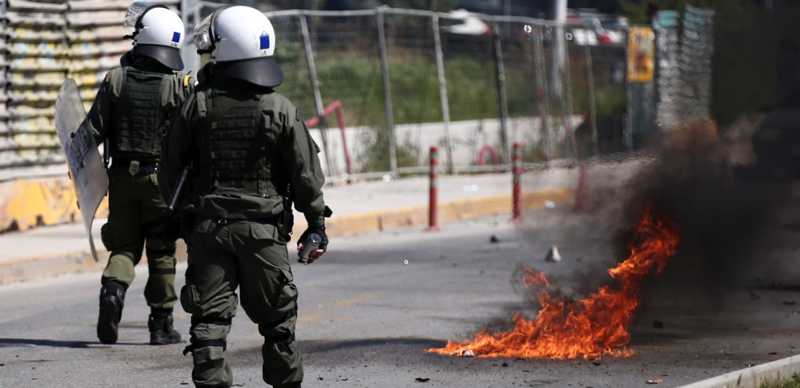 Επεισόδια στην Πανεπιστημιούπολη Ζωγράφου - Τραυματίστηκε αστυνομικός