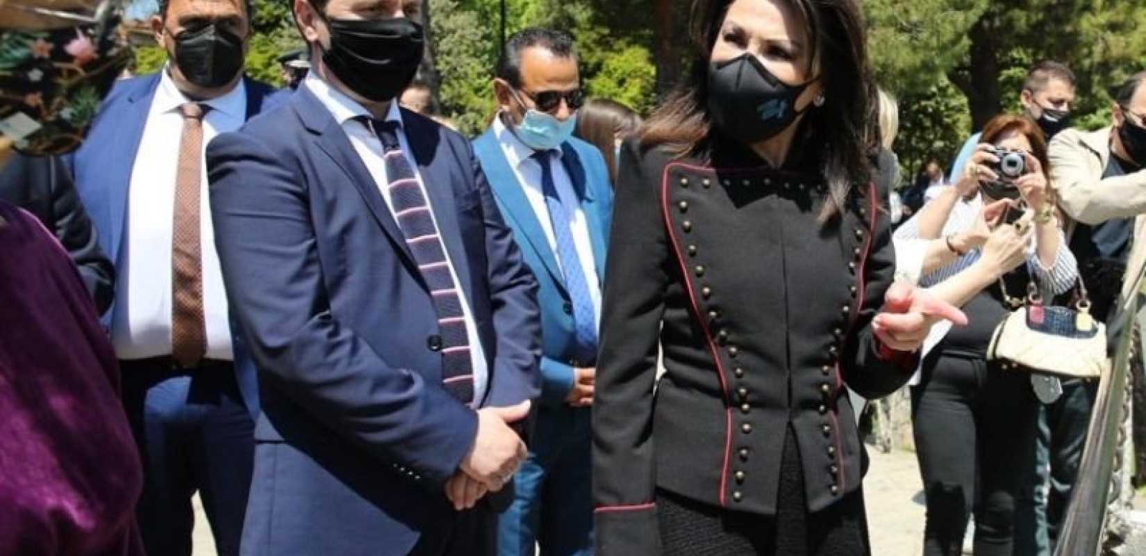 Ο Απ. Βεσυρόπουλος και η Γ. Αγγελοπούλου – Δασκαλάκη στις εκδηλώσεις για την 199η Επέτειο του Ολοκαυτώματος της Νάουσας (Φωτ.)