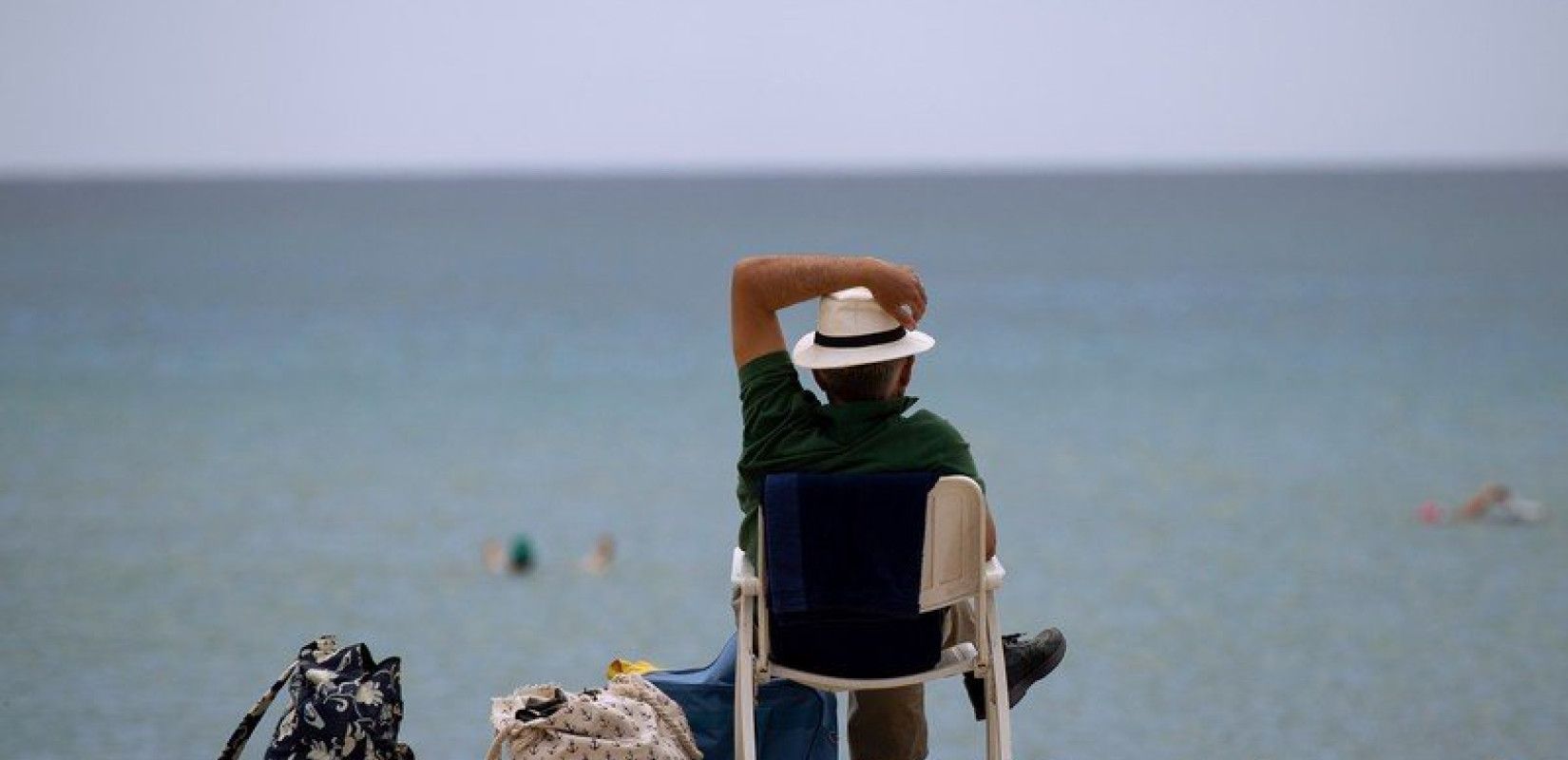 Μύρισε καλοκαίρι στην Επανομή με το καλημέρα στις ανοιχτές παραλίες- Οι πρώτες βουτιές για τους Θεσσαλονικείς (Φωτ.)