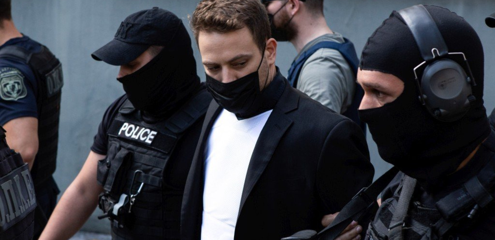΄Εγκλημα στα Γλυκά Νερά:  Αναπάντητα ερωτήματα και κενά στις καταθέσεις του πιλότου
