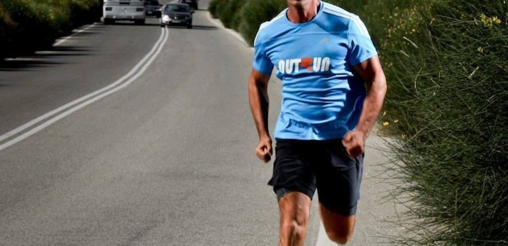 Αθήνα – Γλασκώβη σε 80 μέρες με τα πόδια για τον ηθοποιό Άγη Εμμανουήλ (Βίντεο)