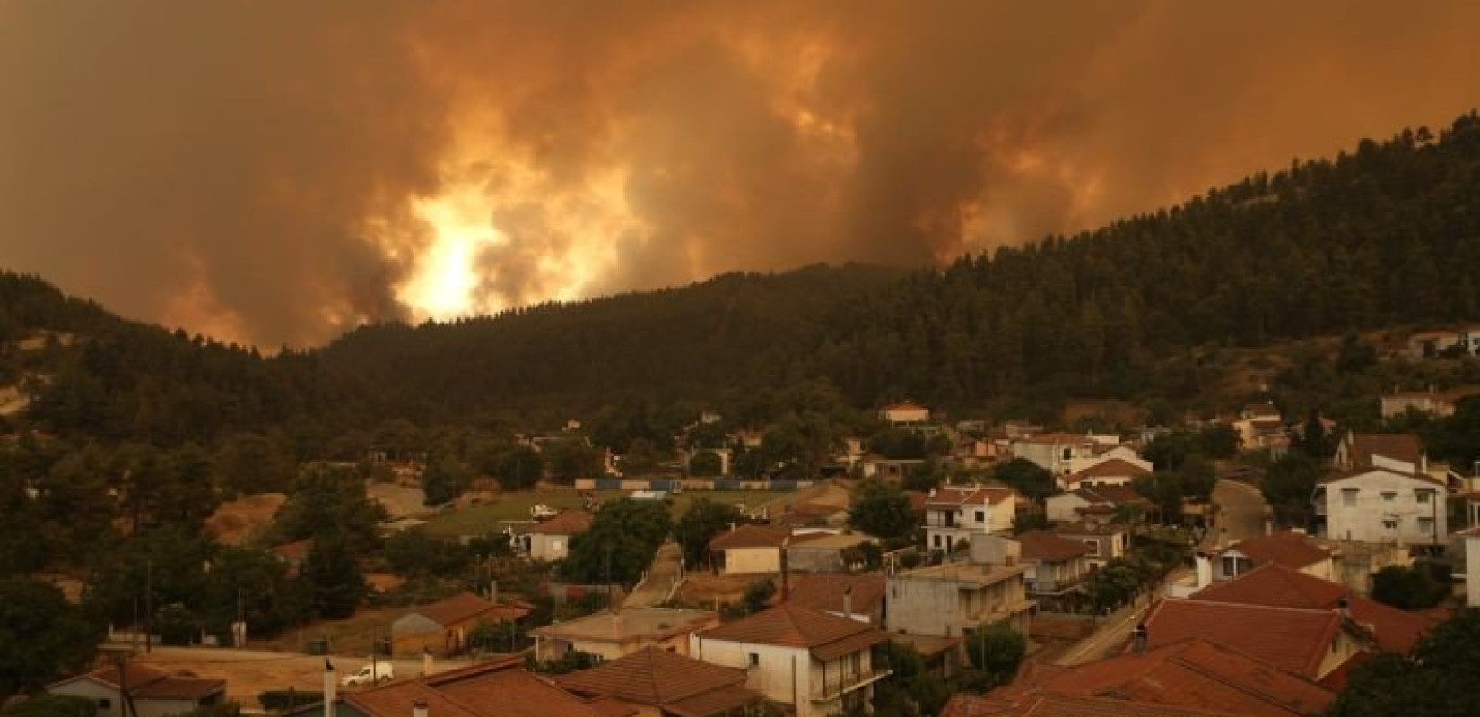 Στις 17:00 οι ανακοινώσεις για τα μέτρα στήριξης των πυρόπληκτων 