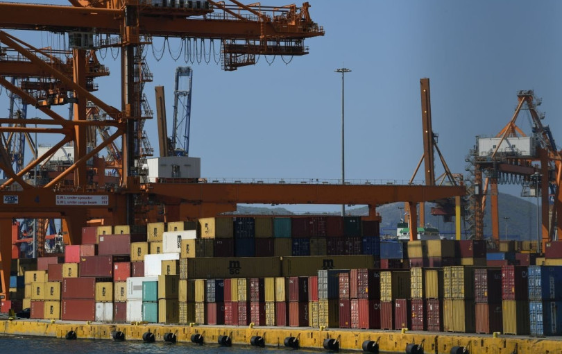 Κατασχέθηκαν πάνω από 2.400 κοντέινερ στο λιμάνι του Πειραιά – Καταγγελίες σε 6 άτομα απήγγειλε η Ευρωπαϊκή Εισαγγελία
