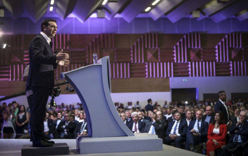 Η συμβολική ταξιθεσία στην ομιλία Τσίπρα Η συμβολική ταξιθεσία στην ομιλία Τσίπρα