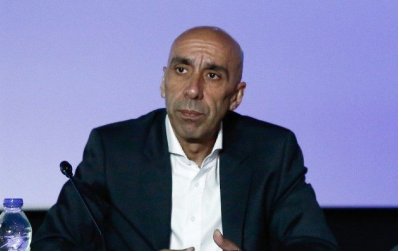 To... "Άλμα Μπροστά" του Γιάννη Μπρατάκου To... "Άλμα Μπροστά" του Γιάννη Μπρατάκου