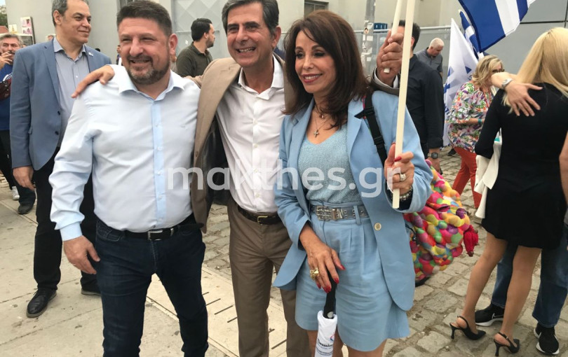 Οι παρουσίες στο λιμάνι (φωτ.) Οι παρουσίες στο λιμάνι (φωτ.)