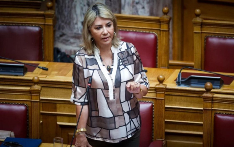 Συνελήφθη δημοσιογράφος που φέρεται να εκβίαζε τη Ζέττα Μακρή