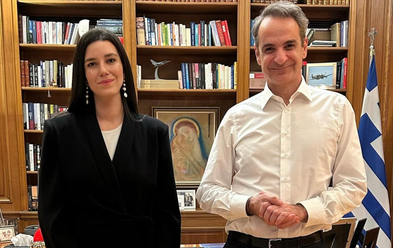 Τι απαντά η Νεφέλη Χατζηιωαννίδου στις φήμες περί αποχώρησής της από την πολιτική Τι απαντά η Νεφέλη Χατζηιωαννίδου στις φήμες περί αποχώρησής της από την πολιτική