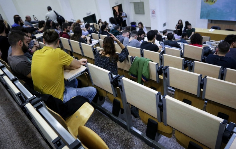 Διαγράφονται 290.000 «αιώνιοι» φοιτητές από τα ΑΕΙ: Ποιοι διασώζονται - Τι προβλέπει η νέα ρύθμιση