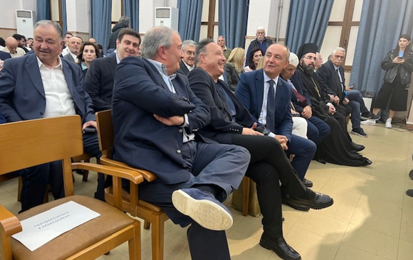Ακροατήριο συγκυβέρνησης… Ακροατήριο συγκυβέρνησης…