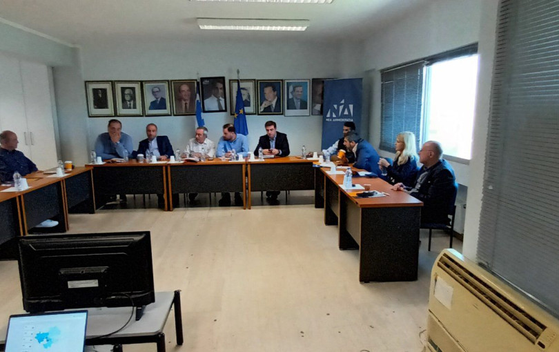 Ζεσταίνουν τις κομματικές μηχανές στη ΝΔ Ζεσταίνουν τις κομματικές μηχανές στη ΝΔ