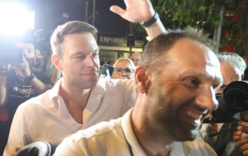 Ο Καπνισάκης παραμένει δεξί χέρι του Κασσελάκη Ο Καπνισάκης παραμένει δεξί χέρι του Κασσελάκη