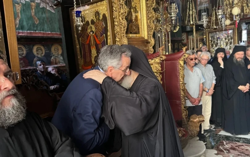Στο Άγιο Όρος ο Σαμαράς: «Πολλοί ρωτούν αν θα κάνω κόμμα, θα συνεχίσουν να ρωτάνε» δήλωσε Στο Άγιο Όρος ο Σαμαράς: «Πολλοί ρωτούν αν θα κάνω κόμμα, θα συνεχίσουν να ρωτάνε» δήλωσε