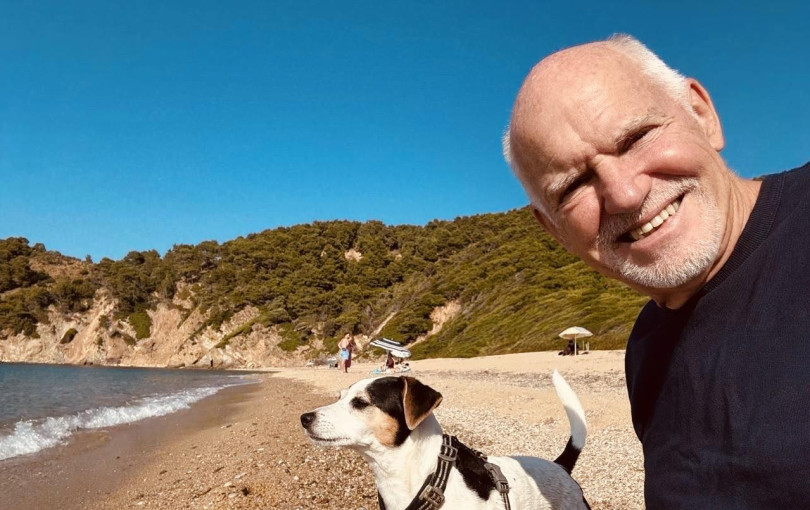 Η εορταστική selfie του Παπανδρέου Η εορταστική selfie του Παπανδρέου