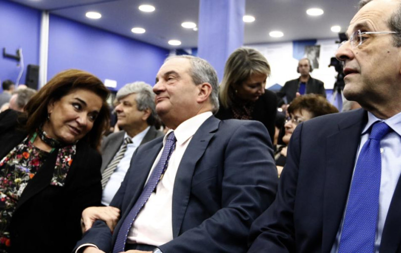 Η Ντόρα, ο Σαμαράς και ο Καραμανλής. Γράφει ο Μποξέρ* Η Ντόρα, ο Σαμαράς και ο Καραμανλής. Γράφει ο Μποξέρ*