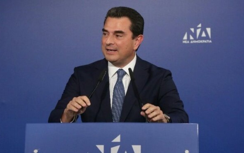 Τι γυρεύει ο Κώστας Σκρέκας σήμερα στο δημαρχείο; Τι γυρεύει ο Κώστας Σκρέκας σήμερα στο δημαρχείο;