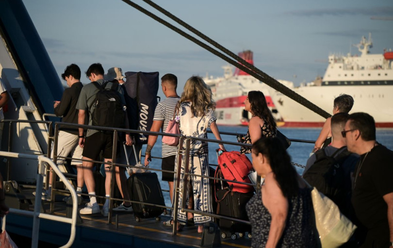 Φθηνότερα εισιτήρια για αναπληρωτές εκπαιδευτικούς - Μέχρι 50% οι εκπτώσεις