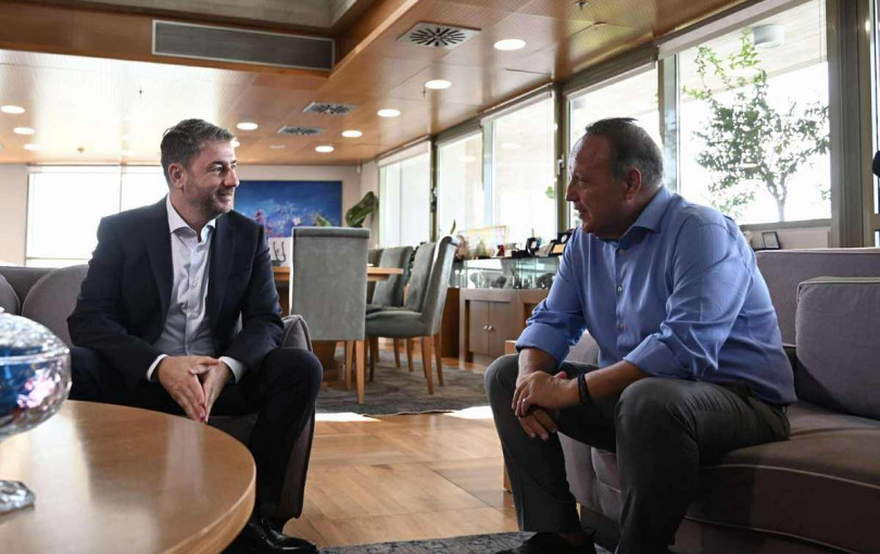 Σχολική στέγη και προβλήματα στην Παιδεία στο επίκεντρο της συνάντησης Ανδρουλάκη- Αγγελούδη