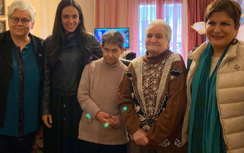 Αξιοποιείται η "γαλάζια" Βίκυ Νάκου Αξιοποιείται η "γαλάζια" Βίκυ Νάκου