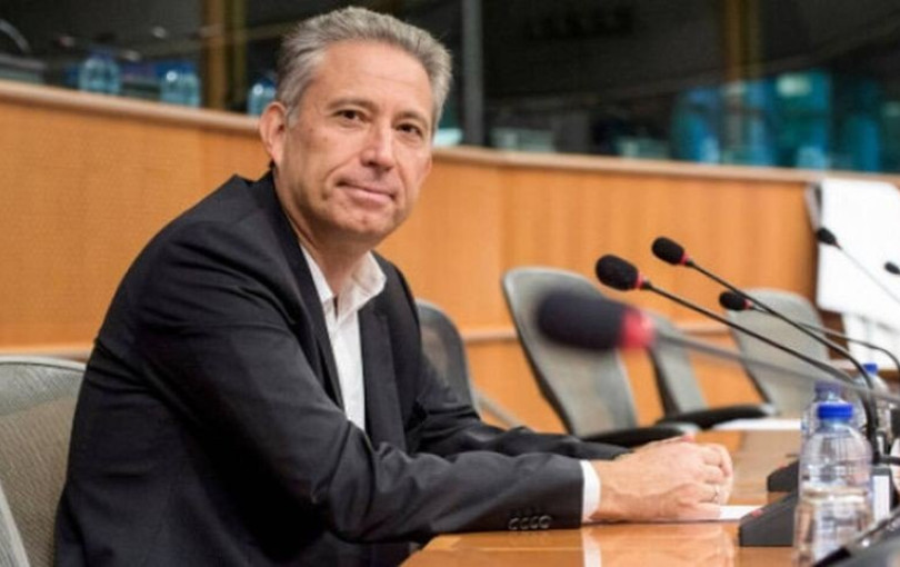 "Κλείδωσε" η υποψηφιότητα Χρυσόγονου στις ευρωεκλογές "Κλείδωσε" η υποψηφιότητα Χρυσόγονου στις ευρωεκλογές