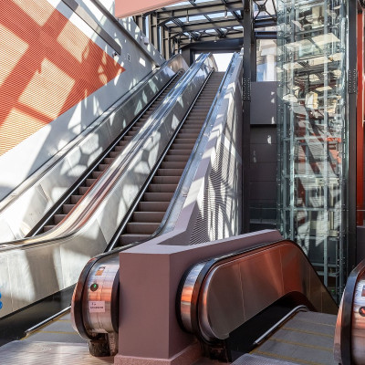 Αφιέρωμα - Metro Life Guide 2025 | Σταθμοί: Φλέμινγκ, Ανάληψη