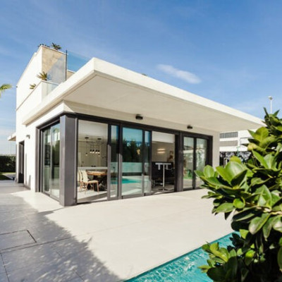 Mandraou Home Real Estate: Εμπιστοσύνη, αξιοπιστία και καινοτομία στην αγορά ακινήτων